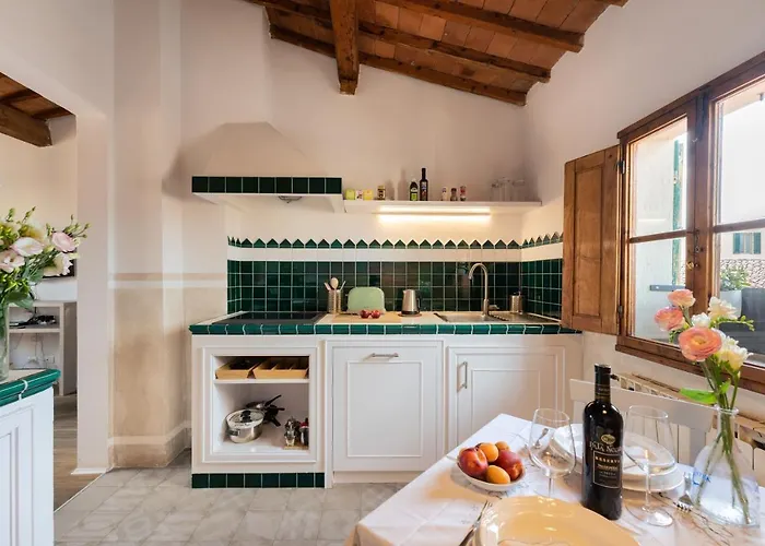 アパート Attic Up On *