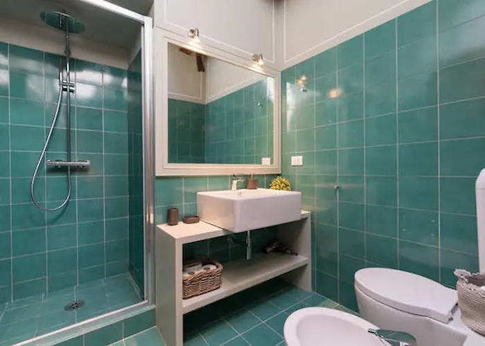 Attic Up On アパート *