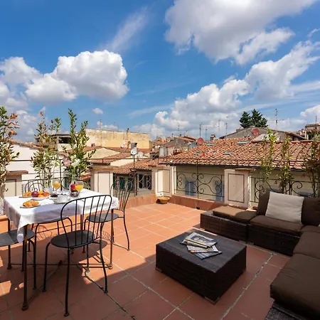 Appartement Attic Up On Florence
