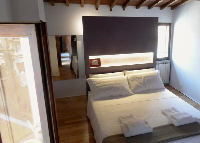 Apartman Attic Up On Firenze